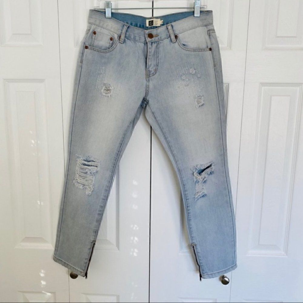 Nordstrom Lira Light Wash Distressed Jeans